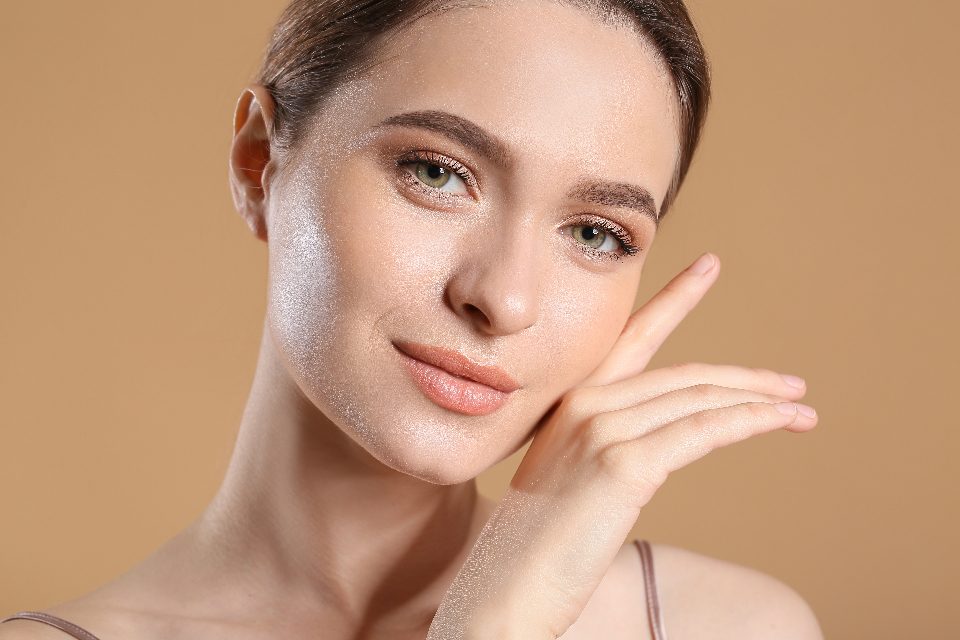 Blefaroplastia lifting facial y lipofilling blepharoplasty facelift mini facelift fat transfer | Dr Villamarín. El Dr. Villamarín es el mejor cirujano oculoplástico de blefaroplastia y rejuvenecimiento facial en Madrid y Valencia. Resultado natural. Mejor precio.